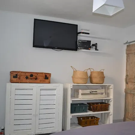 Vakantiehuis Kleines Haus Mit Blick Auf Das Meer *